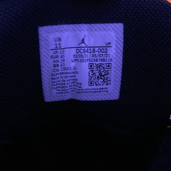 Jordan Pro Strong Black & White J’s ||| Jordan Flight Club ‘91 GS (Iced bottoms) - Picture 8 of 8